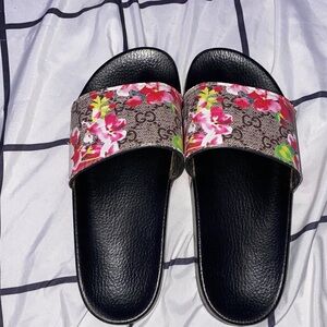 Gucci Black Floral Slide Sandals